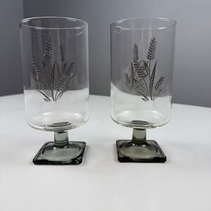 VTG 70's Stemmed Glass Wheat Sheaf Pattern set of 2 clear and gray